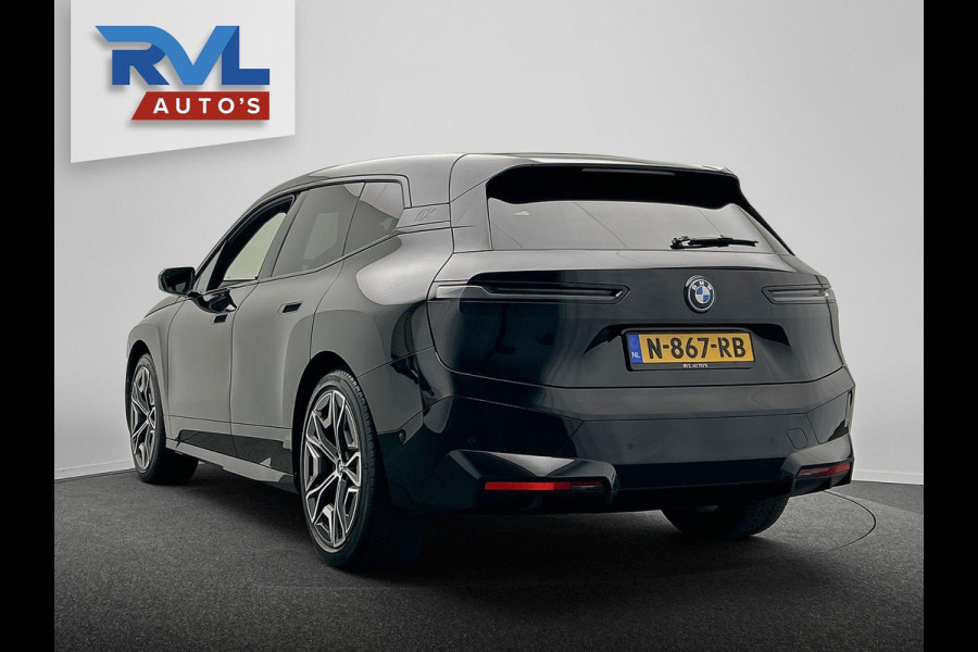 BMW iX XDrive40 High Executive 77 kWh | Origineel Nederlands | 1e Eigenaar Trekhaak Harman/kardon Head Up Panoramadak Memorie