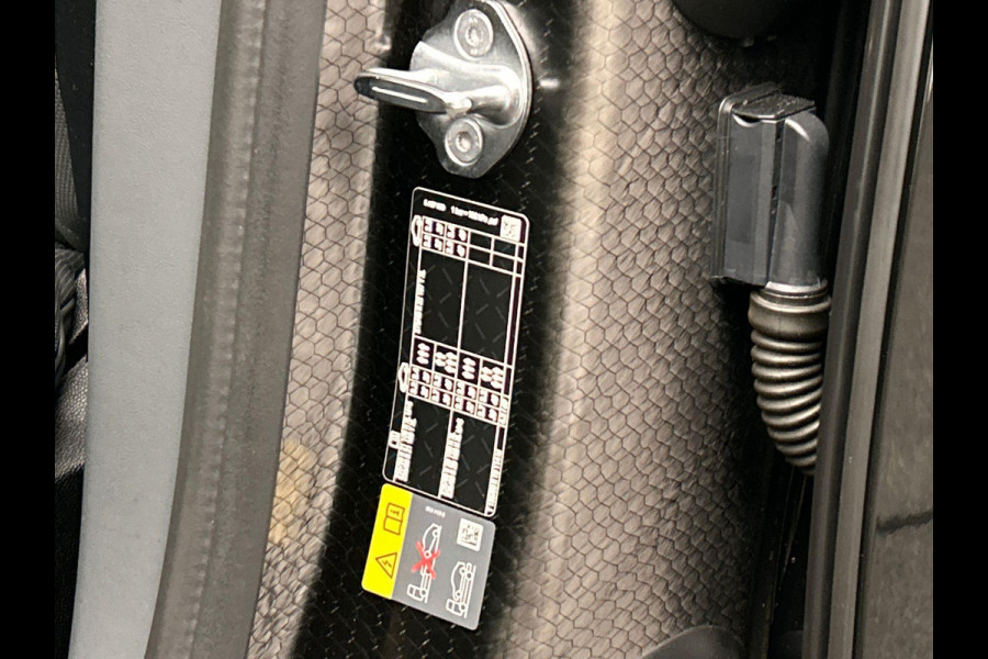 BMW iX XDrive40 High Executive 77 kWh | Origineel Nederlands | 1e Eigenaar Trekhaak Harman/kardon Head Up Panoramadak Memorie