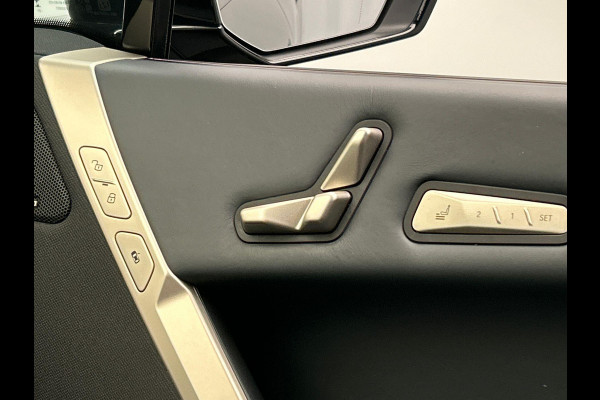 BMW iX XDrive40 High Executive 77 kWh | Origineel Nederlands | 1e Eigenaar Trekhaak Harman/kardon Head Up Panoramadak Memorie