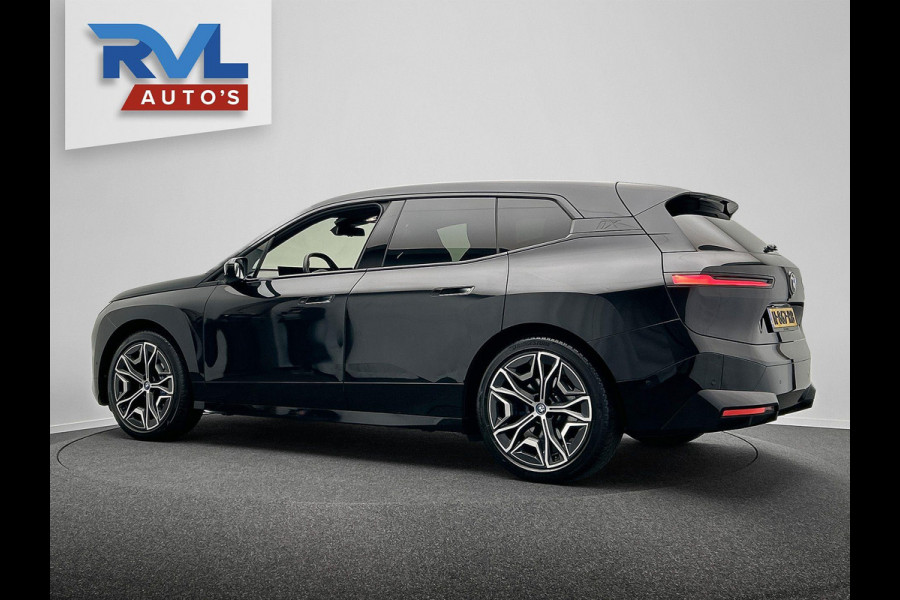 BMW iX XDrive40 High Executive 77 kWh | Origineel Nederlands | 1e Eigenaar Trekhaak Harman/kardon Head Up Panoramadak Memorie