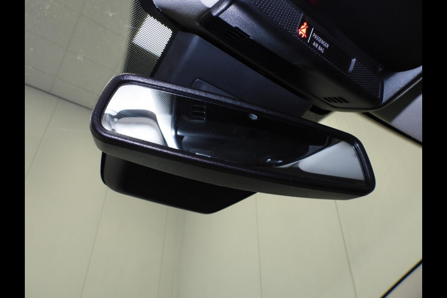 Renault Captur 1.0 TCe 100 Intens NAVI/CLIMA/LED/TREKH./17"LMV!