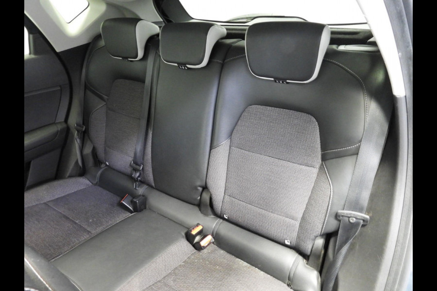 Renault Captur 1.0 TCe 100 Intens NAVI/CLIMA/LED/TREKH./17"LMV!