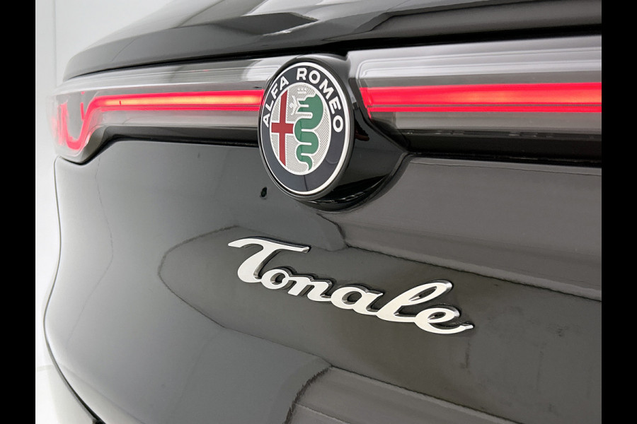 Alfa Romeo Tonale 1.5T 131PK Automaat Sprint / Pdc.V+A / Stoel+Stuur verwarming / Navigatie / Lmv / Adaptive Cruise / Carplay / Apk 10-2027