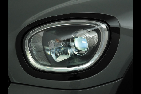 MINI Countryman 2.0 John Cooper Works ALL4 White Silver Edition Automaat - Airco - Apple Carplay/Android Auto - Cruise Control -KeyLess Entry - Panoramadak - Lederen Bekleding - Voorstoelen Verwarmd - Virena Zekerheidspakket €895,-