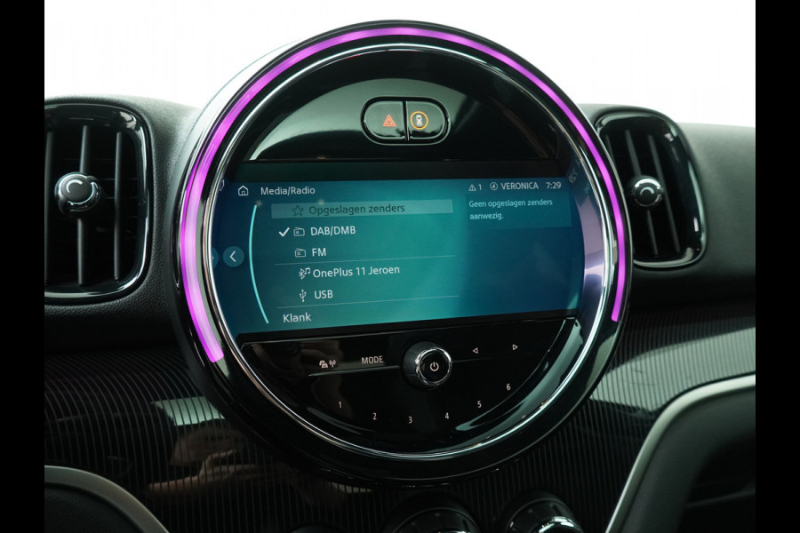 MINI Countryman 2.0 John Cooper Works ALL4 White Silver Edition Automaat - Airco - Apple Carplay/Android Auto - Cruise Control -KeyLess Entry - Panoramadak - Lederen Bekleding - Voorstoelen Verwarmd - Virena Zekerheidspakket €895,-