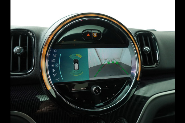 MINI Countryman 2.0 John Cooper Works ALL4 White Silver Edition Automaat - Airco - Apple Carplay/Android Auto - Cruise Control -KeyLess Entry - Panoramadak - Lederen Bekleding - Voorstoelen Verwarmd - Virena Zekerheidspakket €895,-