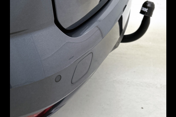 Renault Mégane Estate 1.3 TCe 141PK Automaat Zen / Trekhaak / Navigatie / Pdc.A / Airco-ecc./ Xenon / Apk 11-2026