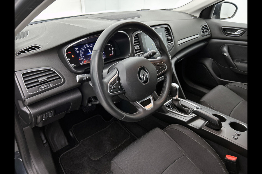 Renault Mégane Estate 1.3 TCe 141PK Automaat Zen / Trekhaak / Navigatie / Pdc.A / Airco-ecc./ Xenon / Apk 11-2026