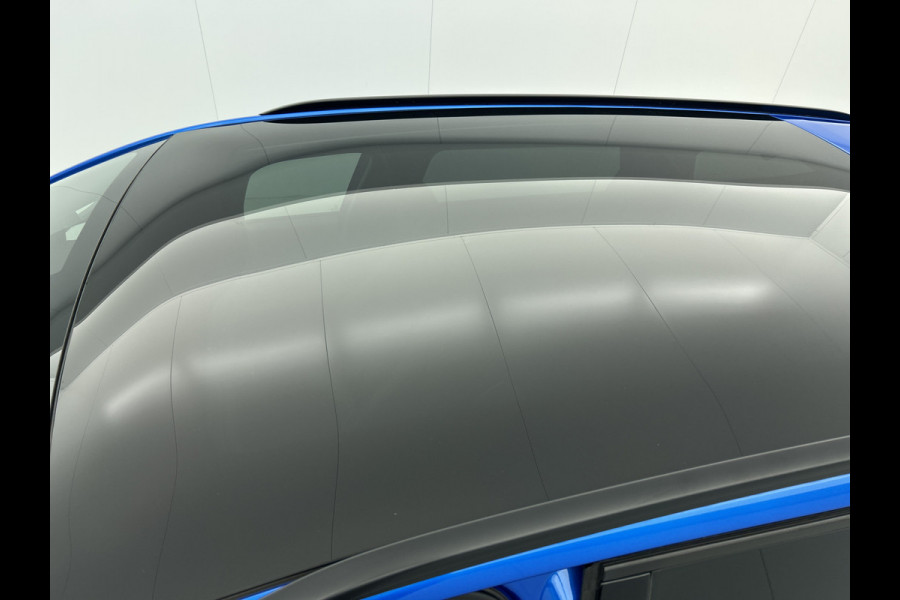 Peugeot 308 SW 1.2 131PK GT Automaat / Distributie vv.bij 102.000KM / Trekhaak / 1/2 Leder / Pdc+Camera / Navi./ Xenon / / Apk 06-2027