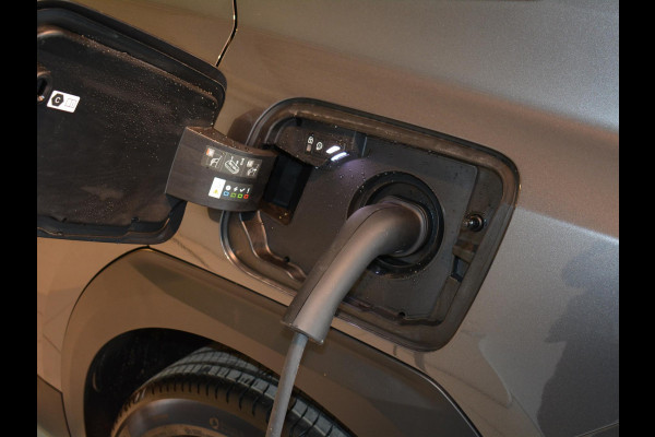 Citroën C5 Aircross 1.6 Plug-in-Hybrid 195pk Max | Actieradius elektrisch tot 96km |