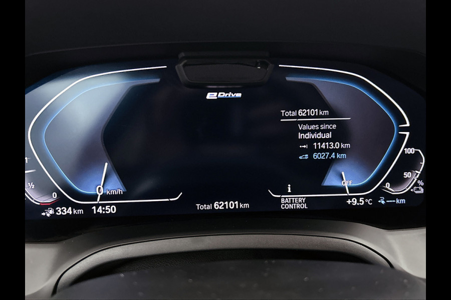 BMW 3 Serie Touring 330e High Executive(Dealer OnderH, Navi Pro, 360 Camera, SfeerV, PDC V+A, Adapt Cruise Con, Etc)