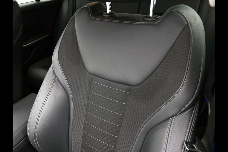 BMW 3 Serie Touring 330e High Executive(Dealer OnderH, Navi Pro, 360 Camera, SfeerV, PDC V+A, Adapt Cruise Con, Etc)