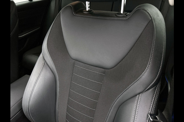 BMW 3 Serie Touring 330e High Executive(Dealer OnderH, Navi Pro, 360 Camera, SfeerV, PDC V+A, Adapt Cruise Con, Etc)