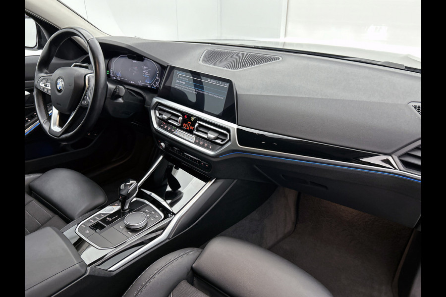 BMW 3 Serie Touring 330e High Executive(Dealer OnderH, Navi Pro, 360 Camera, SfeerV, PDC V+A, Adapt Cruise Con, Etc)