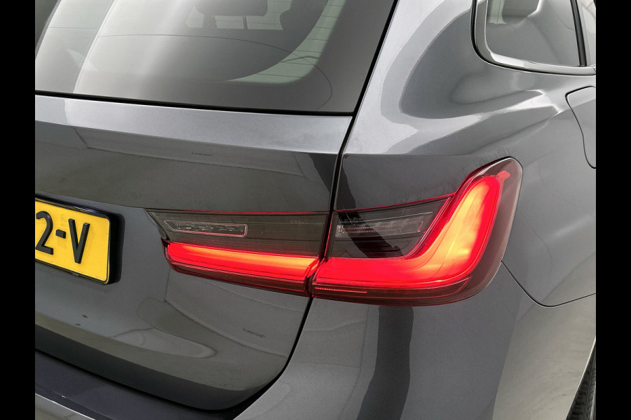 BMW 3 Serie Touring 330e High Executive(Dealer OnderH, Navi Pro, 360 Camera, SfeerV, PDC V+A, Adapt Cruise Con, Etc)