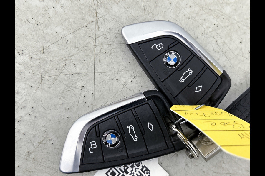 BMW 3 Serie Touring 330e High Executive(Dealer OnderH, Navi Pro, 360 Camera, SfeerV, PDC V+A, Adapt Cruise Con, Etc)