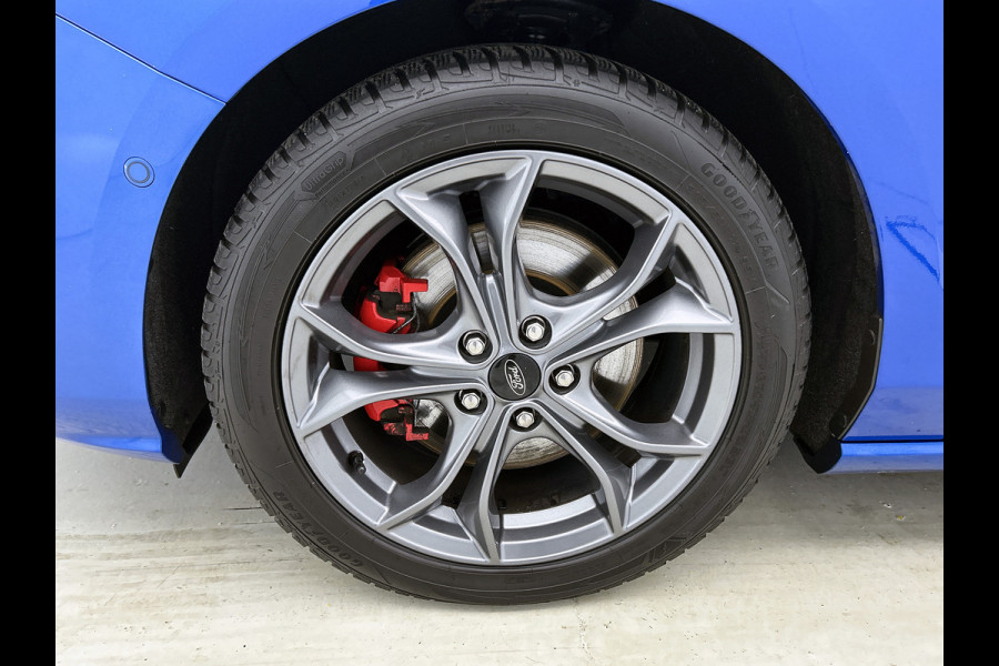 Ford FOCUS Wagon 1.5D ST Line X Business / Panoramadak / Pdc+camera / Cruise adap /Stuur-Stoelverwarming / B&O audio / Parking-Technology-Winter Pack / Apk 04-2026