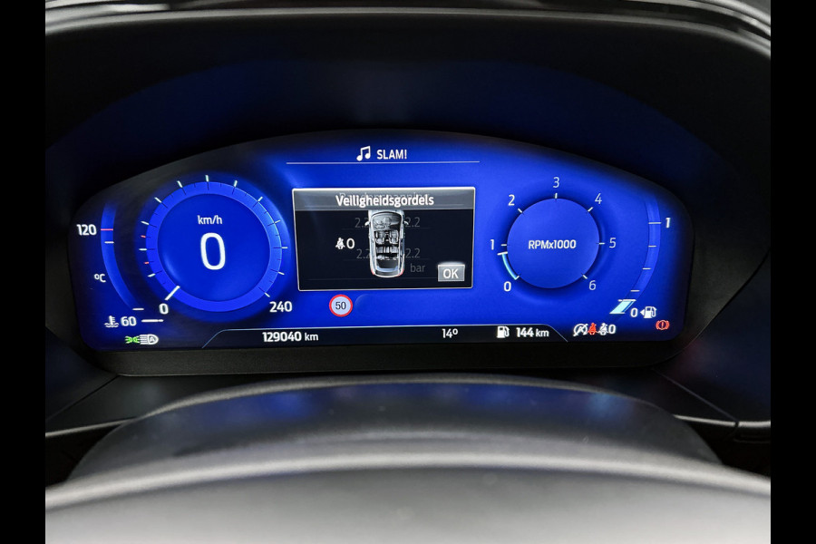 Ford FOCUS Wagon 1.5D ST Line X Business / Panoramadak / Pdc+camera / Cruise adap /Stuur-Stoelverwarming / B&O audio / Parking-Technology-Winter Pack / Apk 04-2026