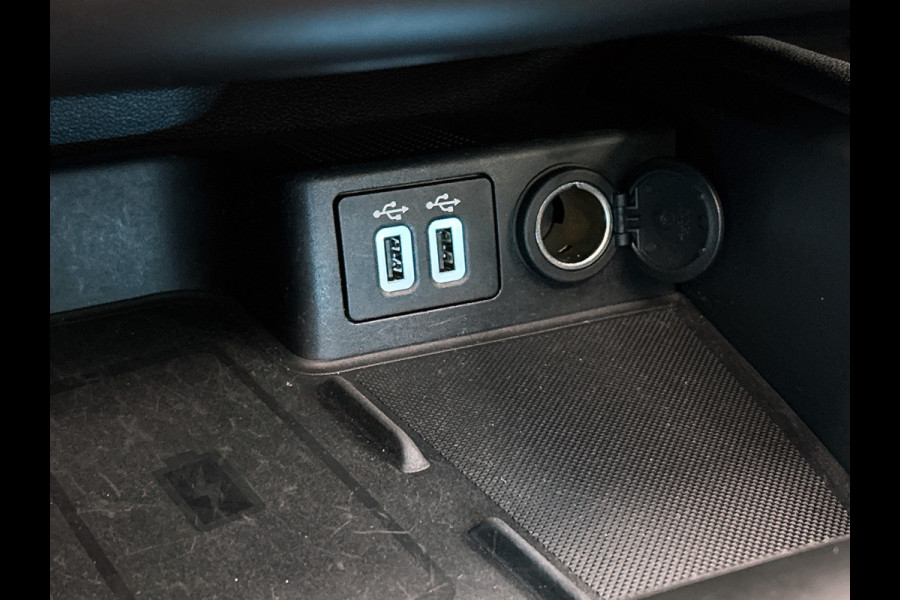 Ford FOCUS Wagon 1.5D ST Line X Business / Panoramadak / Pdc+camera / Cruise adap /Stuur-Stoelverwarming / B&O audio / Parking-Technology-Winter Pack / Apk 04-2026