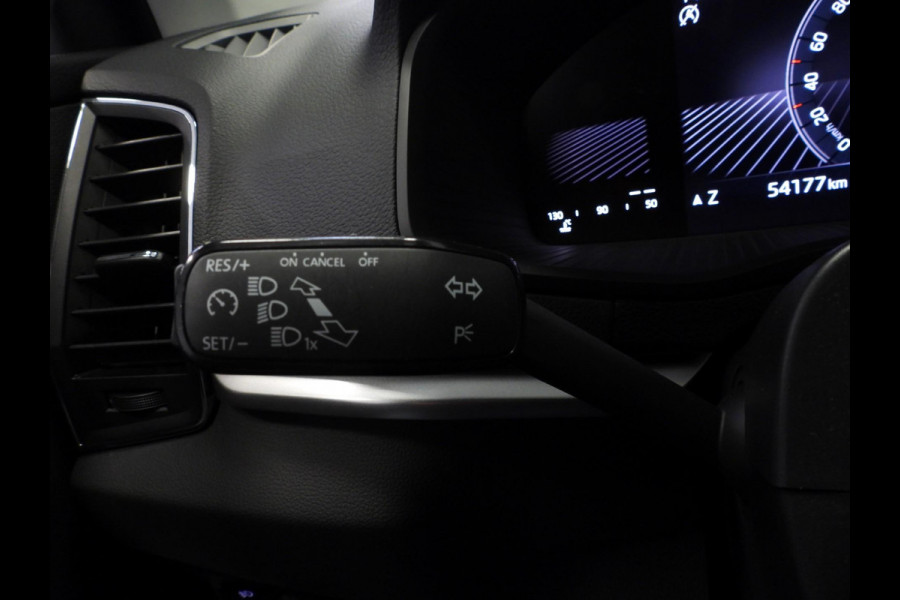 Škoda Karoq 1.0 TSI Ambition NAVI/CAMERA/CLIMA/LED/16"LMV!