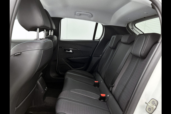 Peugeot 208 1.5 HDi Blue Allure / Navigatie / Pdc.+Camera / Airco-ecc./ Radio-multimedia / / Apk nieuw