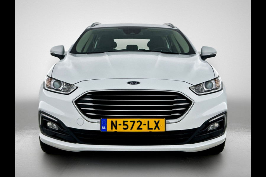 Ford Mondeo Wagon 2.0 Hybrid Titanium Automaat / Pdc.V+A / Navigatie / Radio-multimedia /  Airco-ecc. / Apk 12-2027