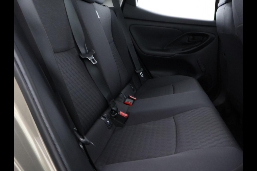 Toyota Yaris 1.5 Hybrid Active | Navigatie | Camera | Cruise control | Lane assist |