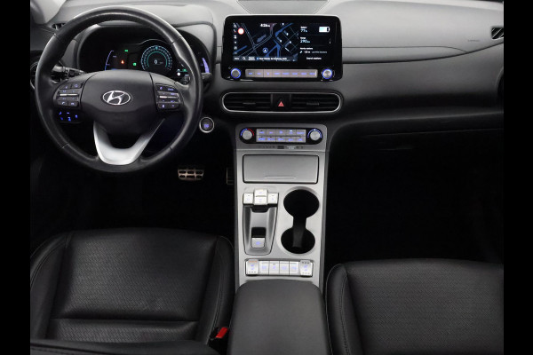 Hyundai Kona EV Premium Two-Tone 64 kWh SOH ACCU 99% | Apple Carplay/Android Auto | Stuur-& Stoelverwarming | Navigatie | Leder | Camera |