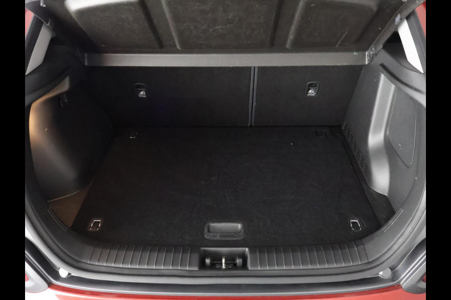 Hyundai Kona EV Premium Two-Tone 64 kWh SOH ACCU 99% | Apple Carplay/Android Auto | Stuur-& Stoelverwarming | Navigatie | Leder | Camera |