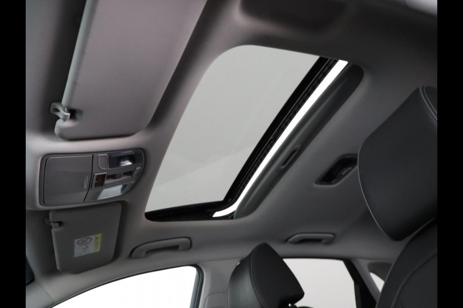 Hyundai Kona EV Premium 64 kWh | Schuif-Kanteldak | Stuur-& Stoelverwarming | Apple Carplay&AndroidAUTO | Leder | Camera |