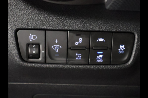 Hyundai Kona EV Premium 64 kWh | Schuif-Kanteldak | Stuur-& Stoelverwarming | Apple Carplay&AndroidAUTO | Leder | Camera |