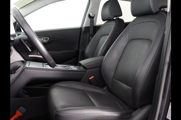 Hyundai Kona EV Premium 64 kWh | Schuif-Kanteldak | Stuur-& Stoelverwarming | Apple Carplay&AndroidAUTO | Leder | Camera |