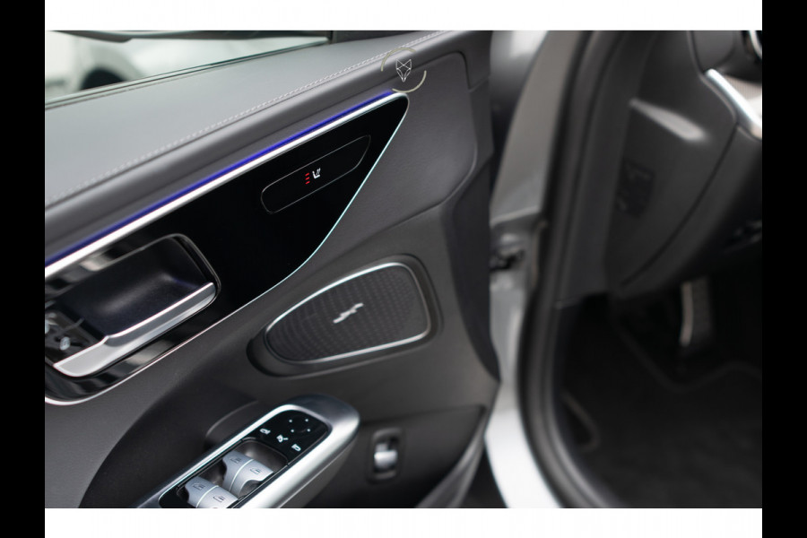 Mercedes-Benz C-Klasse Estate 300 AMG Night Massage|ACC|Keyless|Pano|360|Soundsysteem|LED|19"|New Service