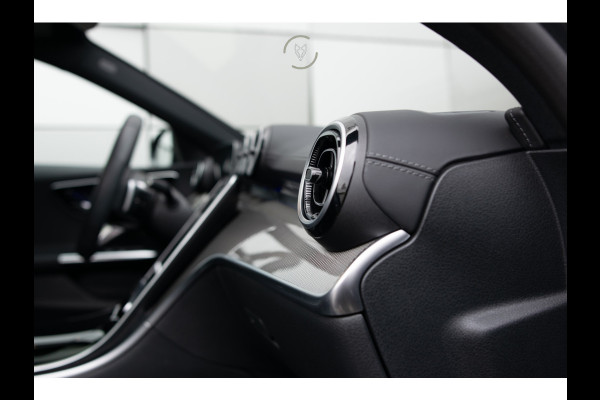 Mercedes-Benz C-Klasse Estate 300 AMG Night Massage|ACC|Keyless|Pano|360|Soundsysteem|LED|19"|New Service