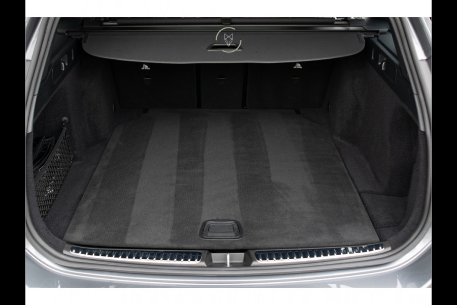 Mercedes-Benz C-Klasse Estate 300 AMG Night Massage|ACC|Keyless|Pano|360|Soundsysteem|LED|19"|New Service