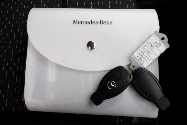 Mercedes-Benz Vito 114 CDI 136pk Compact 9G Automaat 2x Schuifdeur/LED/Camera/Inrichting 11-2022