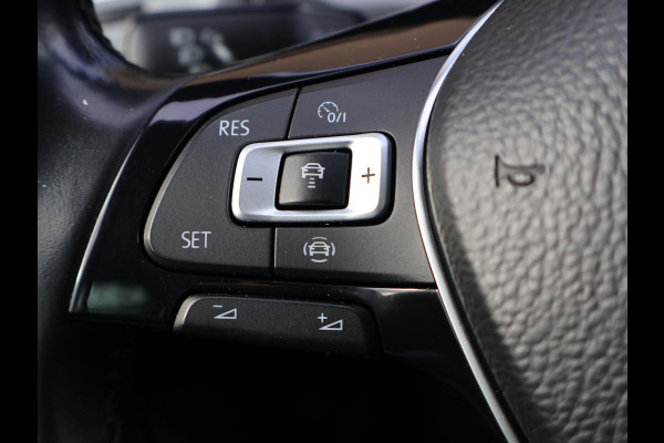 Volkswagen Golf 1.6 TDI 116 PK AUT. *1e EIGENAAR / BTW* + MASSAGE | CARPLAY | ADAPTIVE CRUISE | TREKHAAK | STOELVERW. | DAB