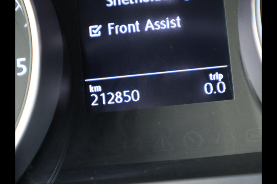 Volkswagen Golf 1.6 TDI 116 PK AUT. *1e EIGENAAR / BTW* + MASSAGE | CARPLAY | ADAPTIVE CRUISE | TREKHAAK | STOELVERW. | DAB