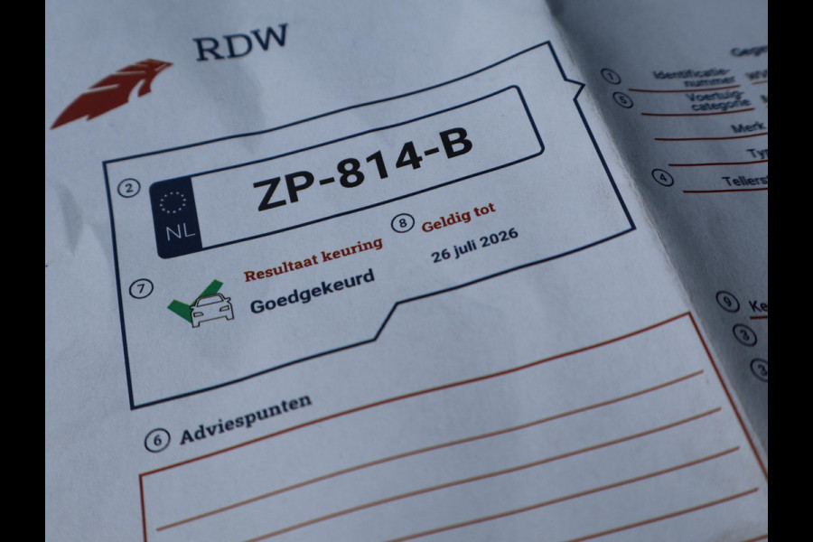 Volkswagen Golf 1.6 TDI 116 PK AUT. *1e EIGENAAR / BTW* + MASSAGE | CARPLAY | ADAPTIVE CRUISE | TREKHAAK | STOELVERW. | DAB