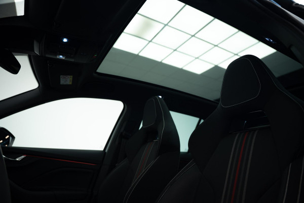 Škoda Kamiq 1.0 TSI Monte Carlo |Glazen Dak|Camera|ACC|Stoelverwarming|Stuurverwarming|Dodehoek|