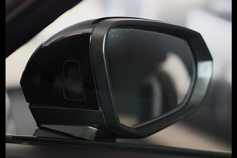 Audi Q3 45 TFSI e RSQ3 Look / 245 PK / Memory / 360 Camera / Sonos / ACC / Open Pano / Virtual Cockpit / Matrix / Pdc / 21 Inch