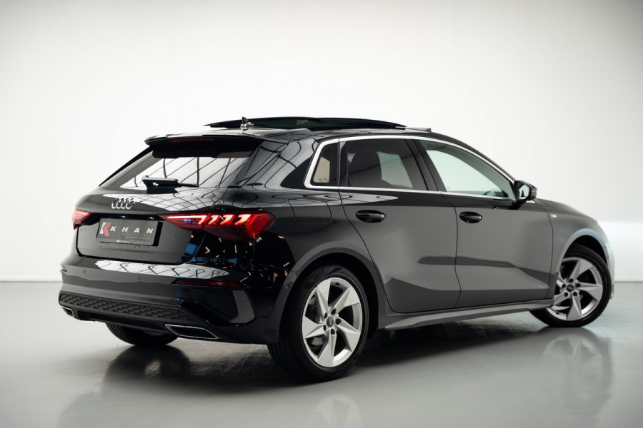 Audi A3 Sportback 30 TFSI S edition |Pano|Leder|Lane Assist|Stoelverwarming|