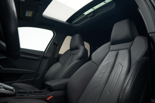 Audi A3 Sportback 30 TFSI S edition |Pano|Leder|Lane Assist|Stoelverwarming|