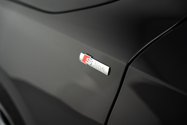 Audi A3 Sportback 30 TFSI S edition |Pano|Leder|Lane Assist|Stoelverwarming|