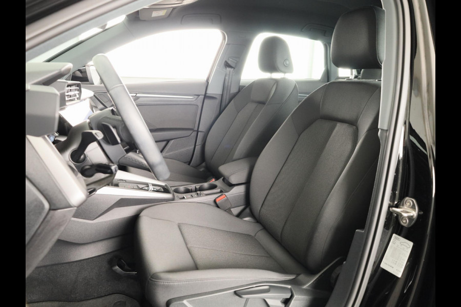Audi A3 Sportback 30 TFSI Pro Line 110 pk S-tronic | Verlengde garantie | Navigatie via App | Parkeersensoren achter | Autom. airco |