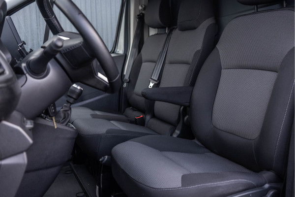 Renault Trafic 2.0dCi 130 L2H1 Advance | 130PK | Digital display | LED | Cruise | Apple Carplay | Trekhaak