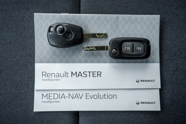 Renault Trafic 2.3dCi 145PK Bakwagen met deuren | LED | Camera | Navi | Airco