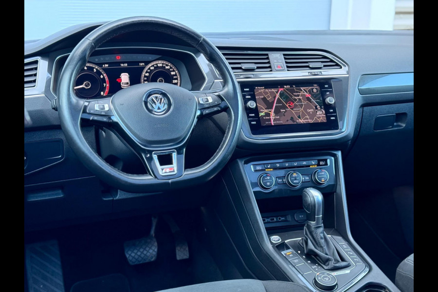 Volkswagen Tiguan 2.0 TSI 4Motion Highline Pano/Blindspot/Virtual