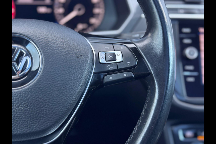 Volkswagen Tiguan 2.0 TSI 4Motion Highline Pano/Blindspot/Virtual