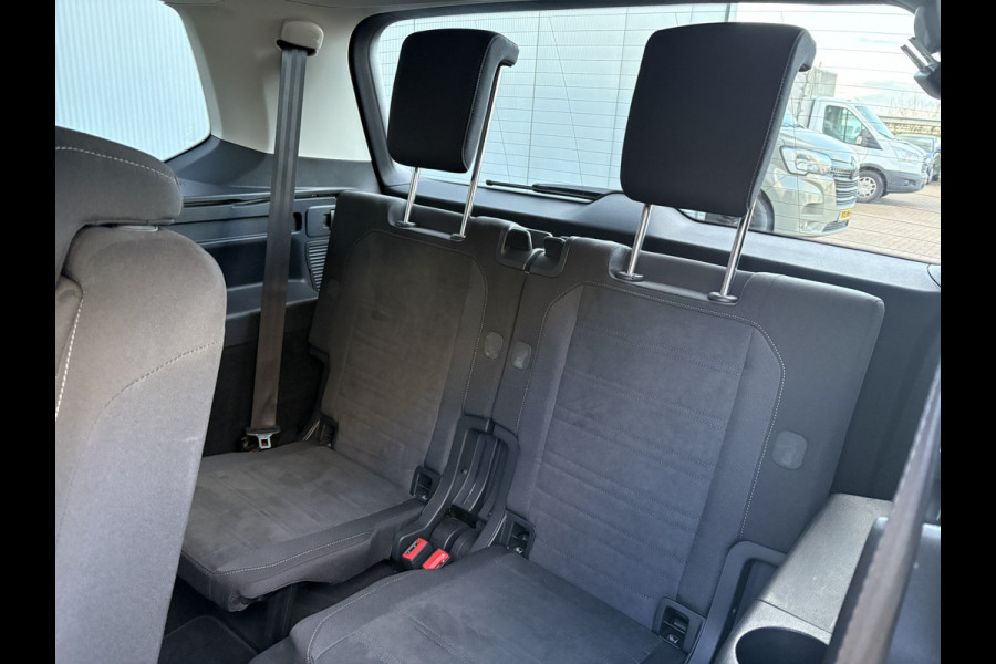 Volkswagen Touran 1.5 TSi 150pk Highline 7-persoons NAVI/CARPLAY/CLIMA/ADAPT/CRUISE/PDC